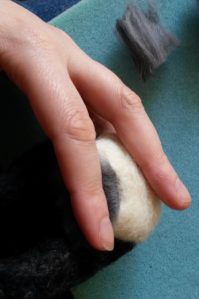 How to needle felt long animal fur (16)